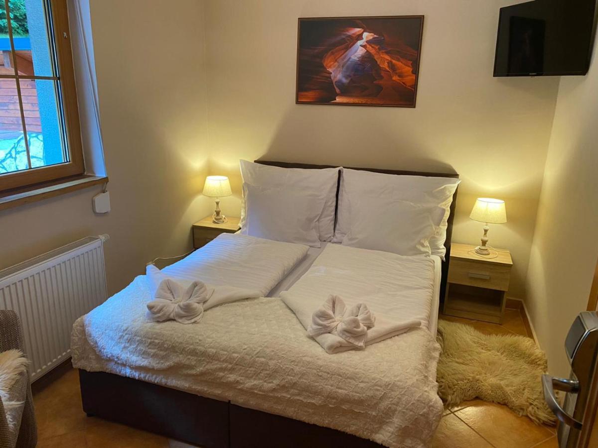 Penzion Bawaria Horni Lomna Ngoại thất bức ảnh